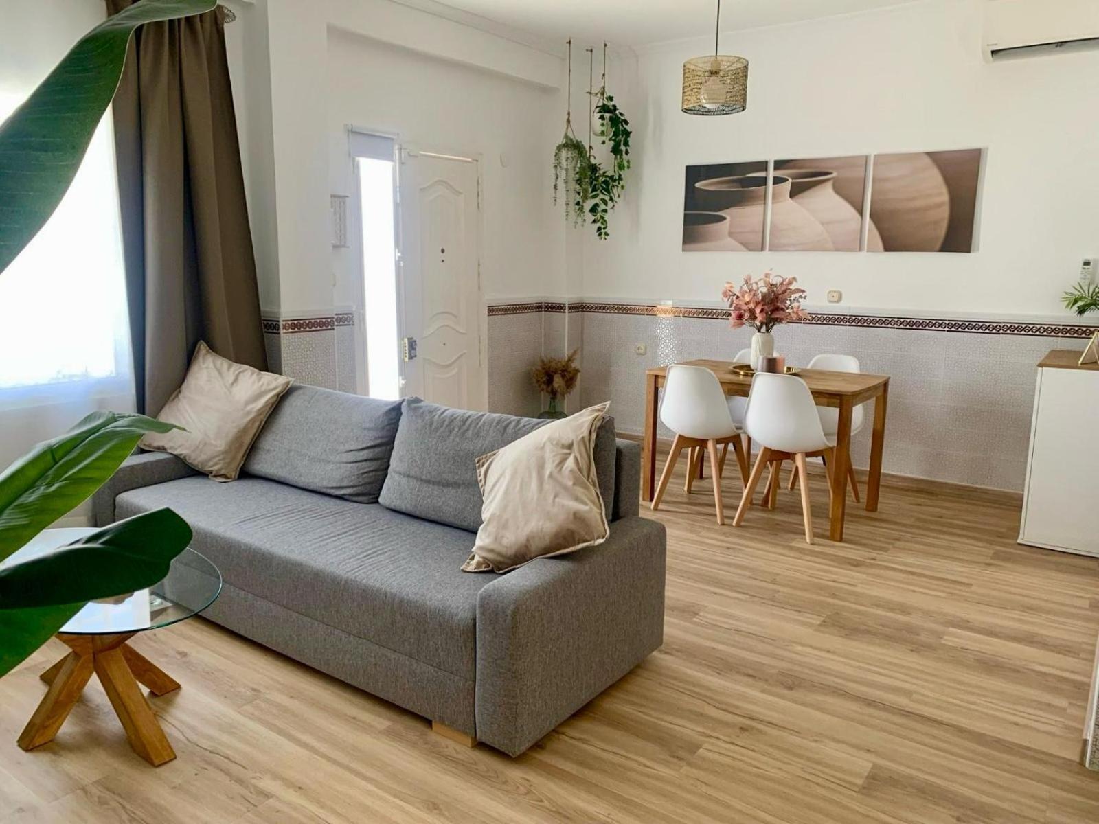 Casa Mami Lala Apartment Нерха Екстериор снимка